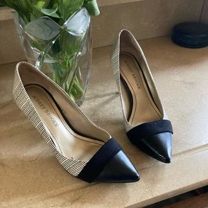 Two tone pumps